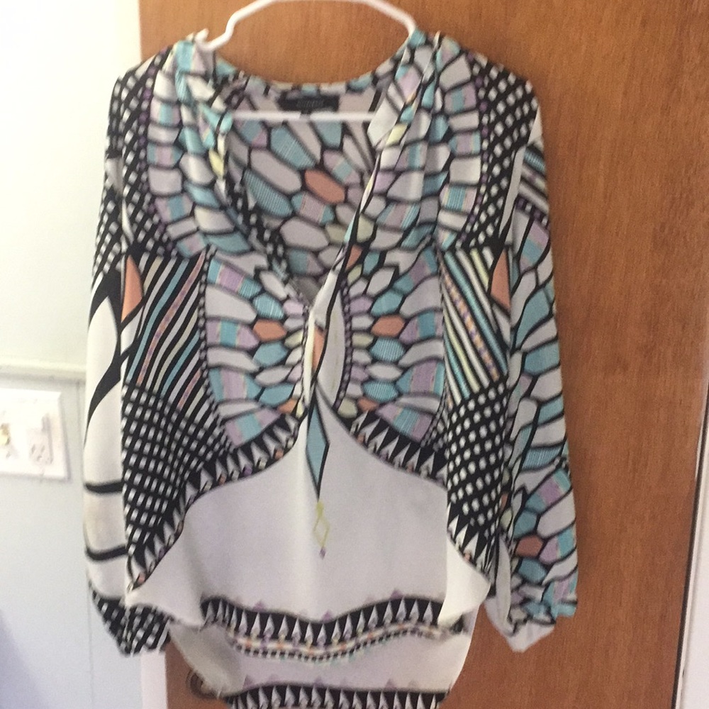 Olivaceous butterfly blouse size medium